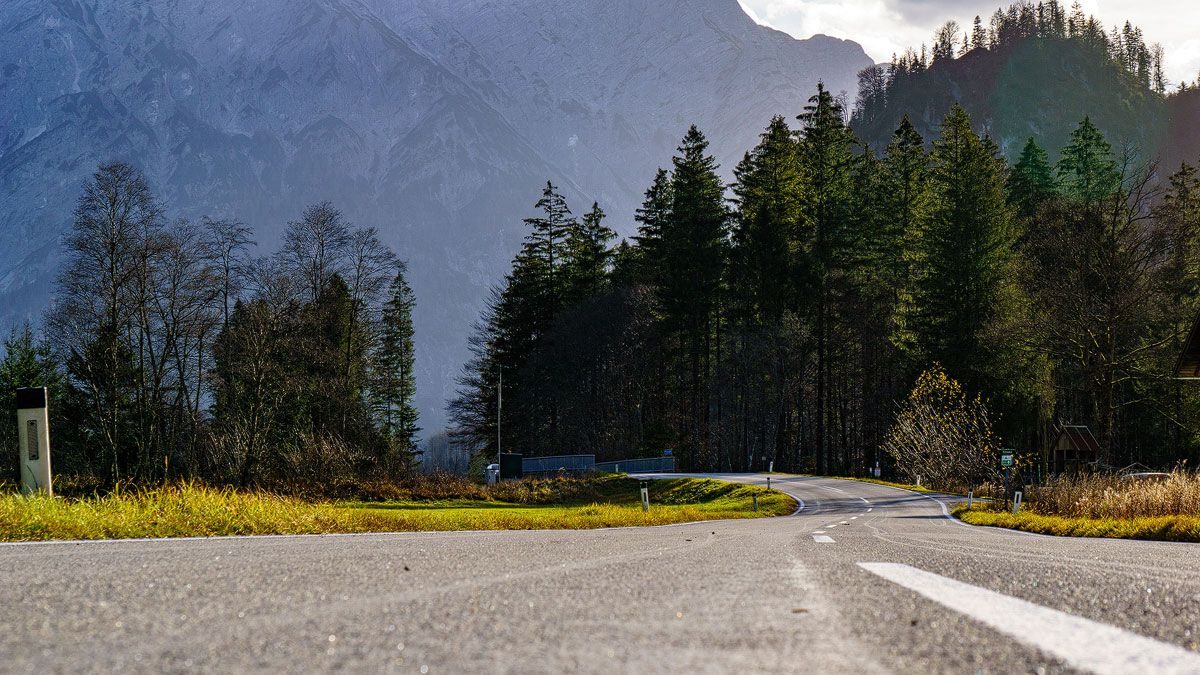 Straße zum Almsee